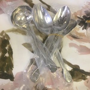 NIB- Kate spade 4 piece hostess set